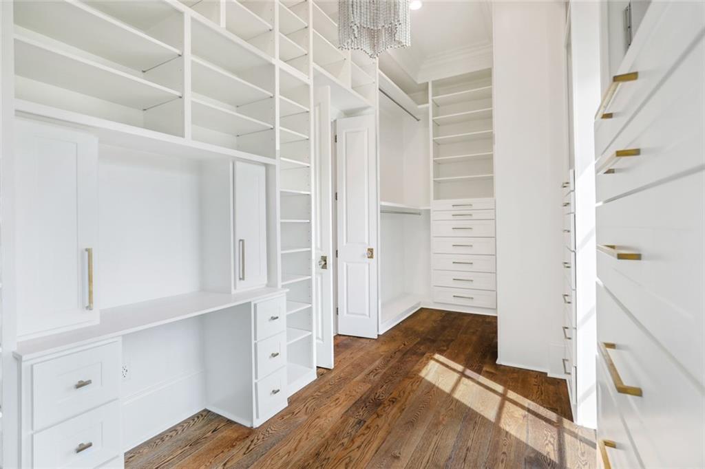 Mandeville, Louisiana 70471, United States, 5 Bedrooms Bedrooms, ,7 BathroomsBathrooms,Residential,Active,128272