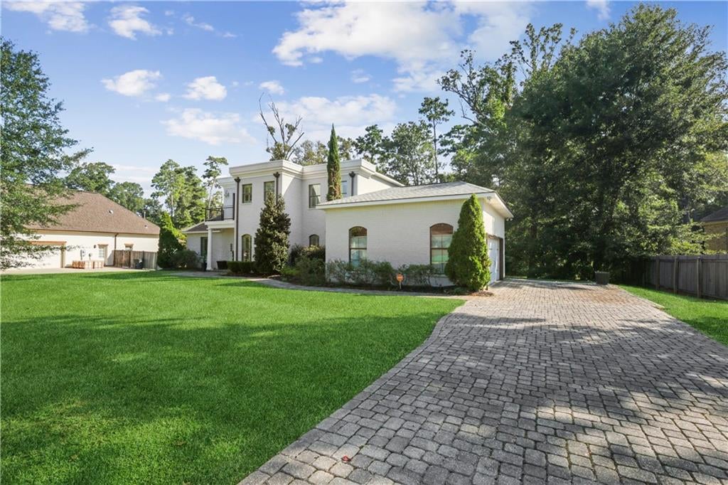 348 SANDY BROOK Circle