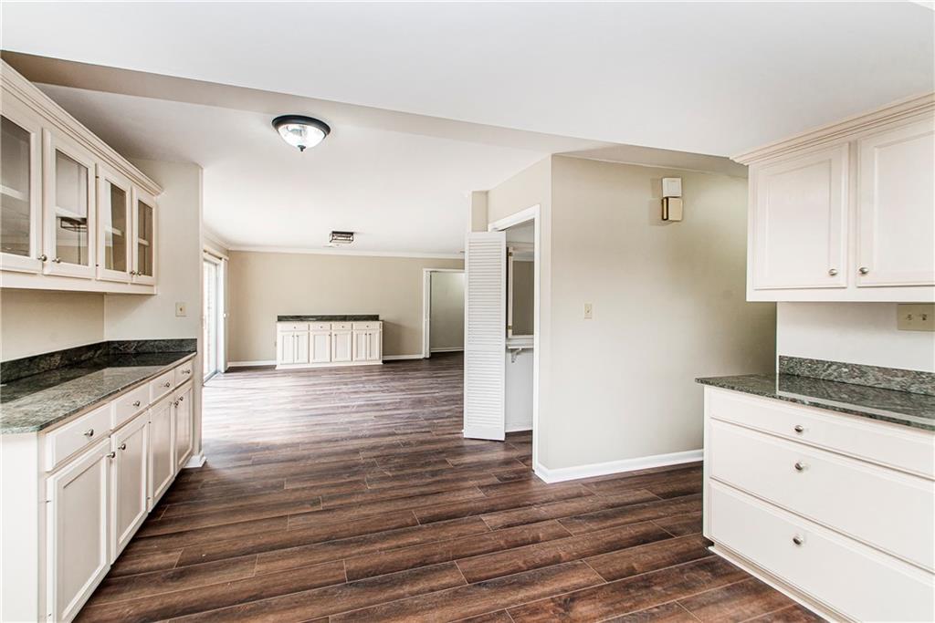 Hammond, Louisiana 70401, United States, 5 Bedrooms Bedrooms, ,4 BathroomsBathrooms,Residential,Pending,9957