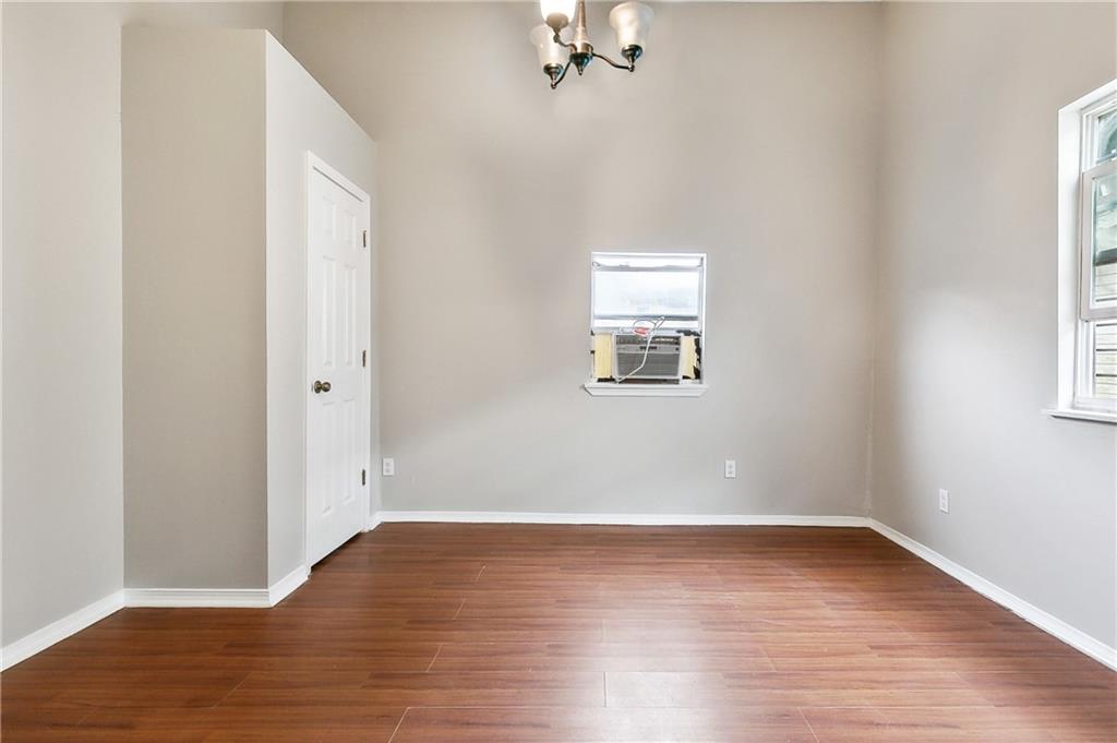 1772 N DORGENOIS Street