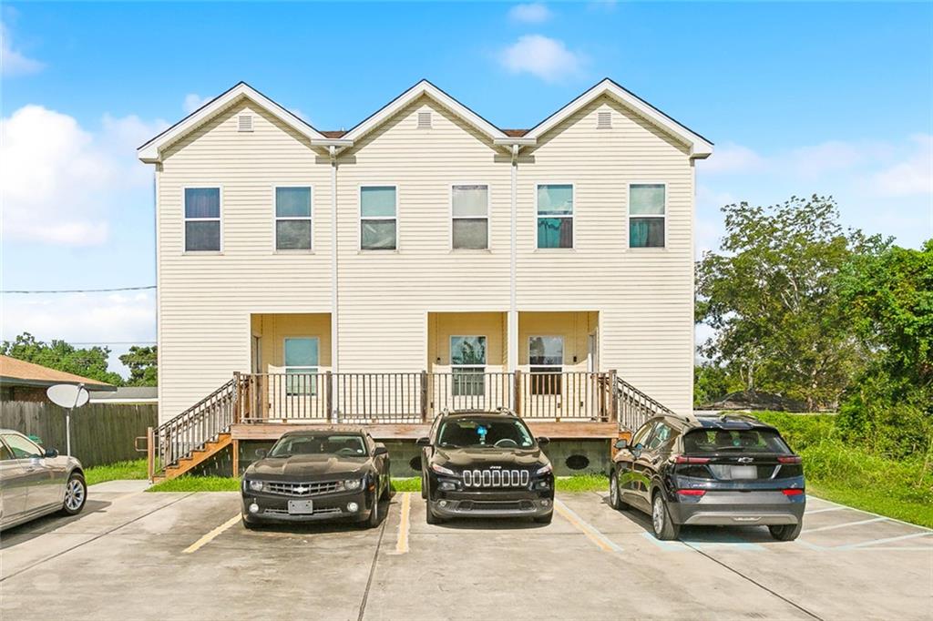 1209 TALLOW TREE Lane