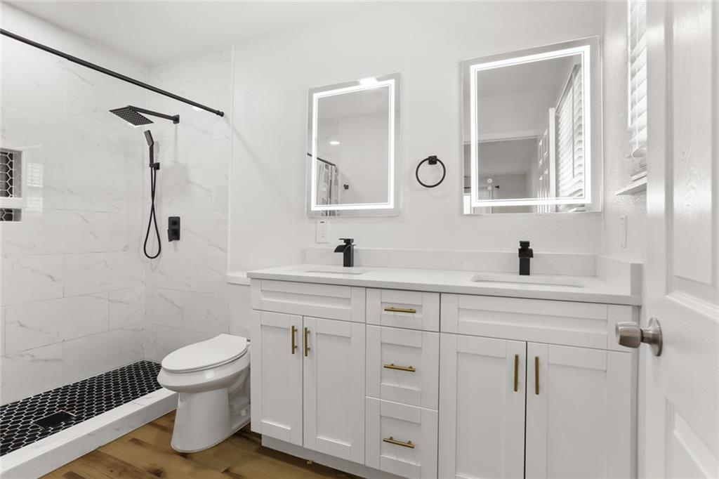 Marrero, Louisiana 70072, United States, 4 Bedrooms Bedrooms, ,2 BathroomsBathrooms,Residential,Pending,61552