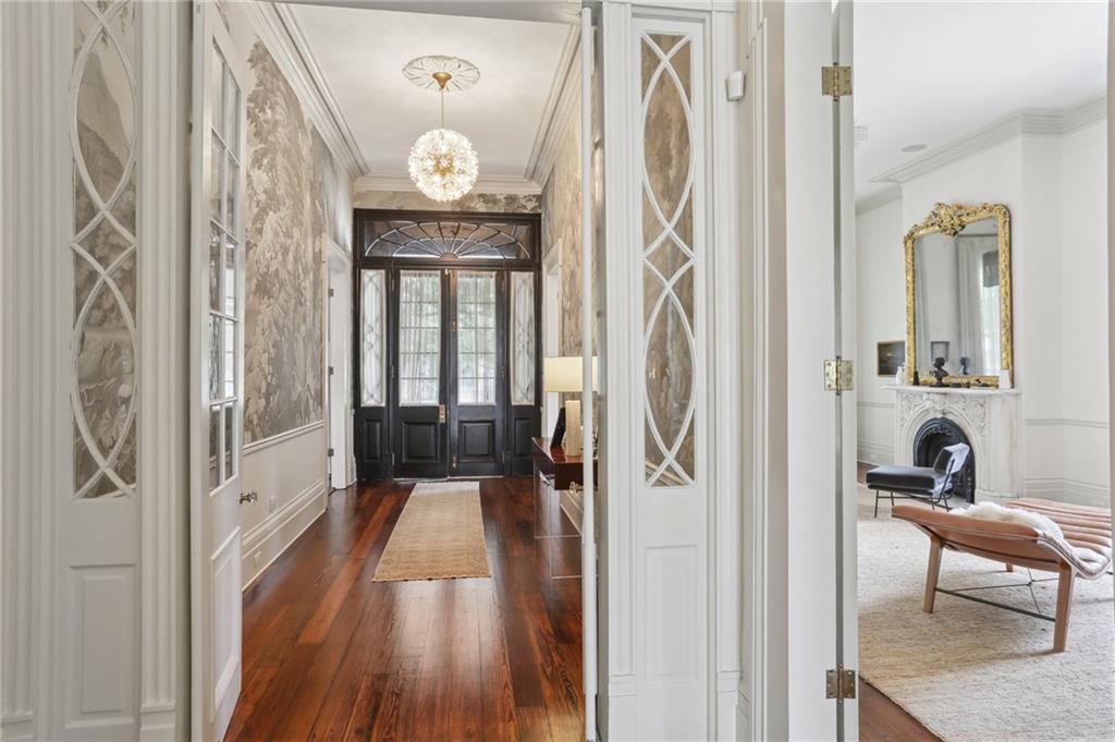 New Orleans, Louisiana 70130, United States, 6 Bedrooms Bedrooms, ,7 BathroomsBathrooms,Residential,Active,212329