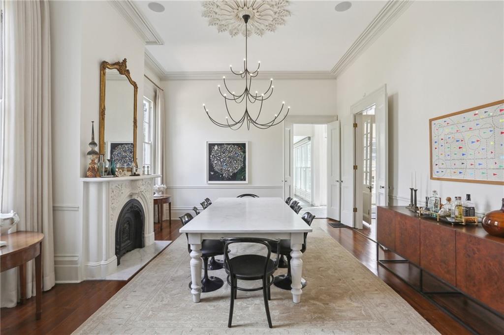 New Orleans, Louisiana 70130, United States, 6 Bedrooms Bedrooms, ,7 BathroomsBathrooms,Residential,Active,212329