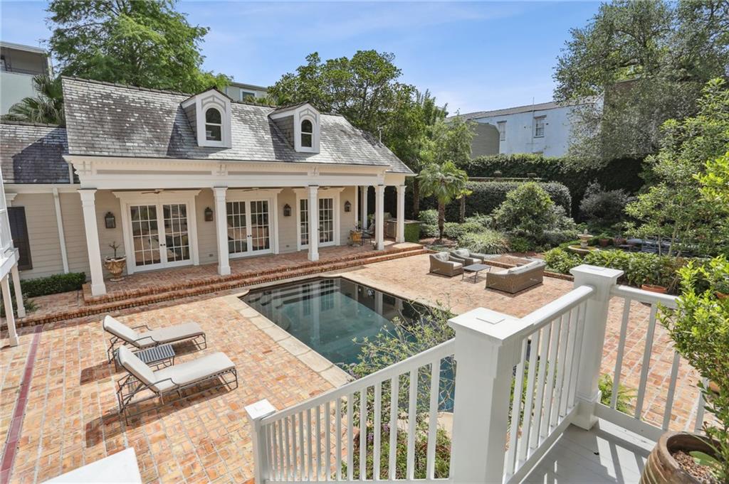 New Orleans, Louisiana 70130, United States, 6 Bedrooms Bedrooms, ,7 BathroomsBathrooms,Residential,Active,212329