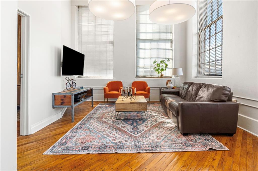 920 POEYFARRE Street 387