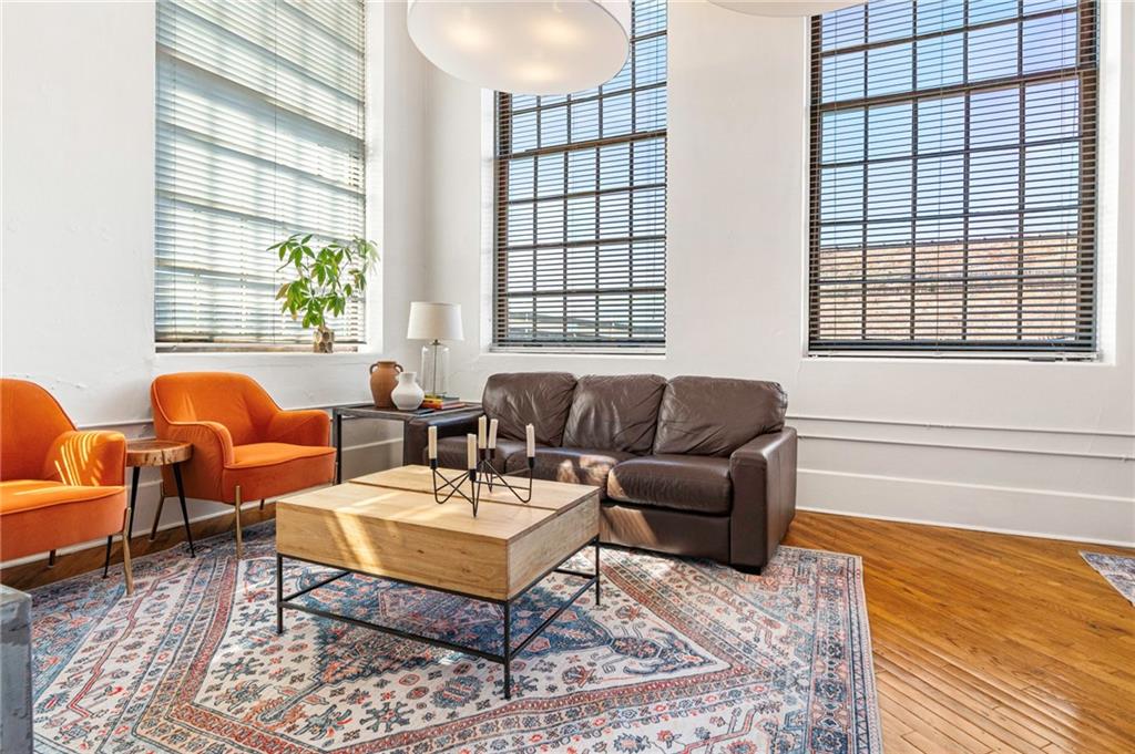 920 POEYFARRE Street 387