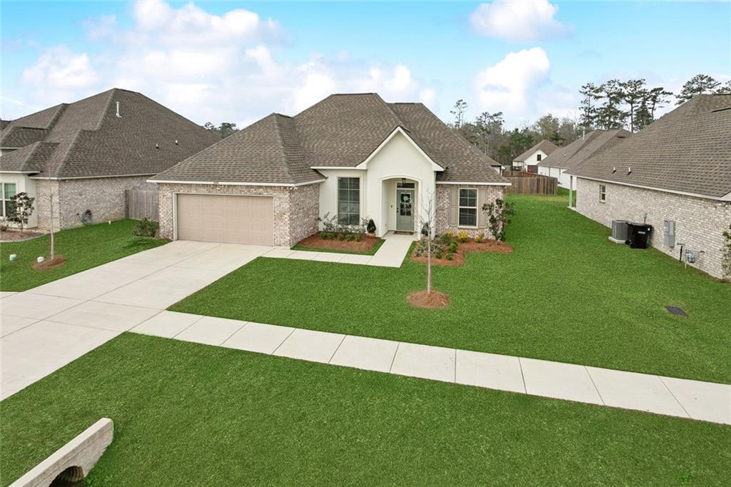 39595 FAIRHOPE Drive