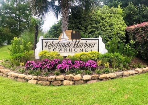 127 E HWY 22 Highway W-17 Madisonville LA 70447