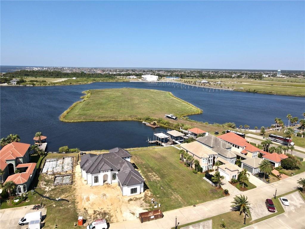 1060 MARINA VILLA SOUTH