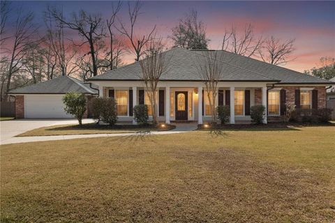 30 WINGATE Court Mandeville LA 70448