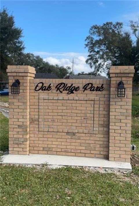 3408 OAK Drive Violet LA 70092