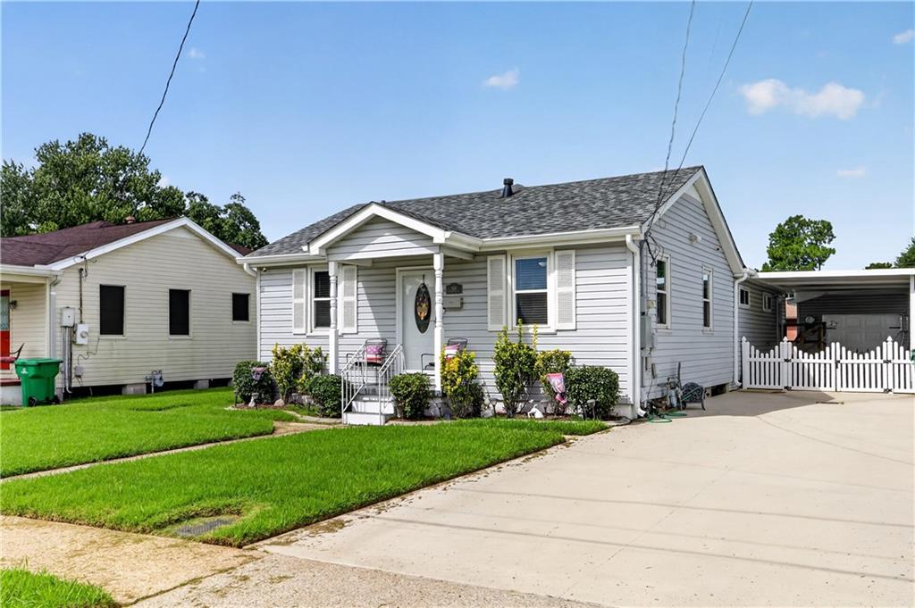 914 EVERGREEN Drive