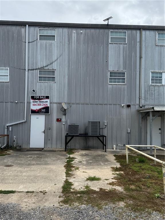 321 SPORTS MARINA Road