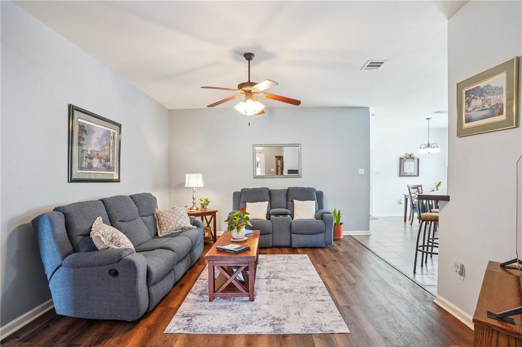 537 PINEY PLAINS Lane