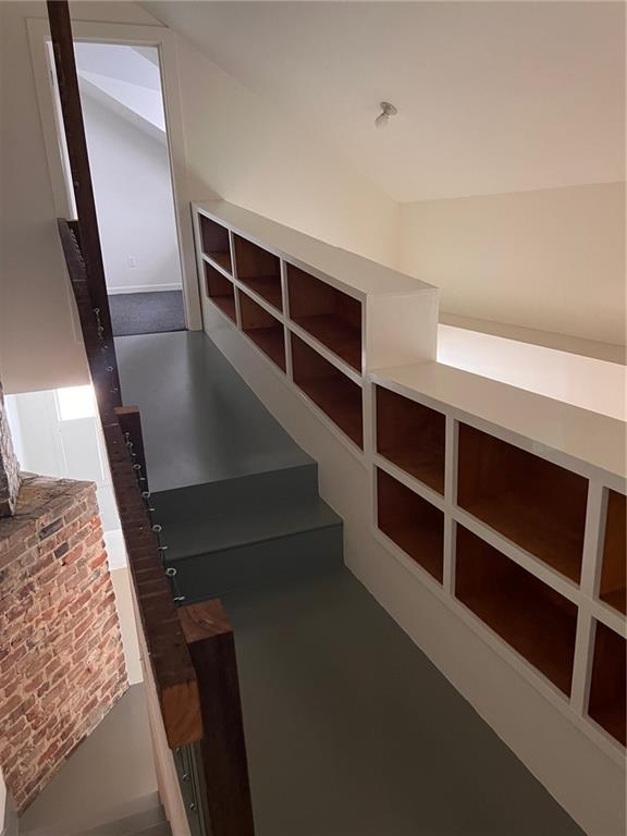 New Orleans, Louisiana 70115, United States, 2 Bedrooms Bedrooms, ,1 BathroomBathrooms,Residential,Pending,60898