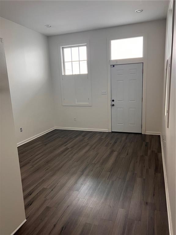 New Orleans, Louisiana 70115, United States, 2 Bedrooms Bedrooms, ,1 BathroomBathrooms,Residential,Pending,60898