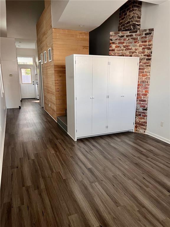 New Orleans, Louisiana 70115, United States, 2 Bedrooms Bedrooms, ,1 BathroomBathrooms,Residential,Pending,60898