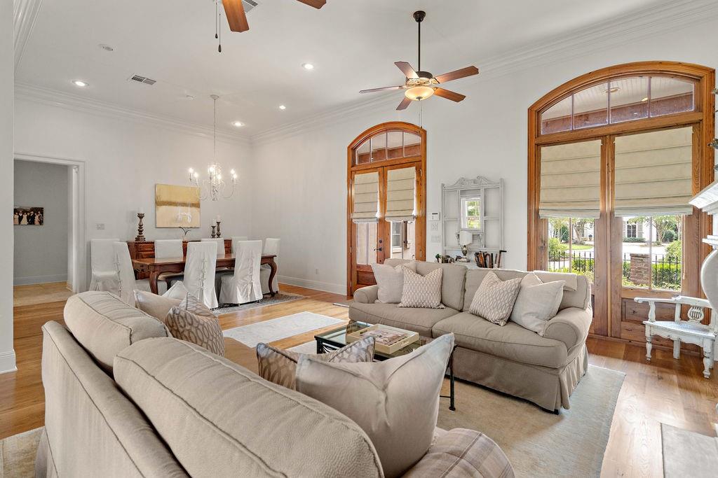 7 WAX MYRTLE Lane