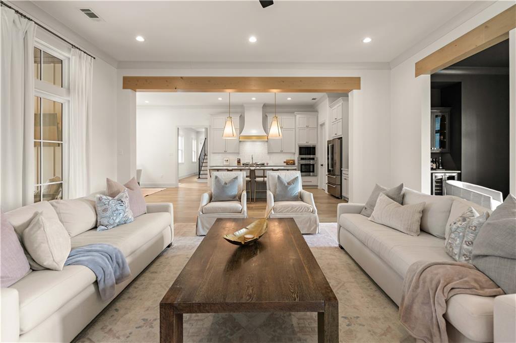 407 RUE CHARLOTTE Road