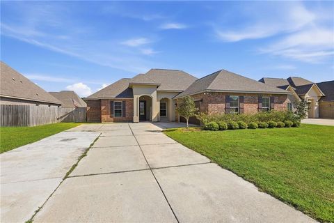 20291 LONG LAKE Drive Hammond LA 70403