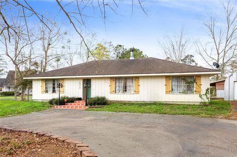 18318 CUSACHS Drive Covington LA 70455