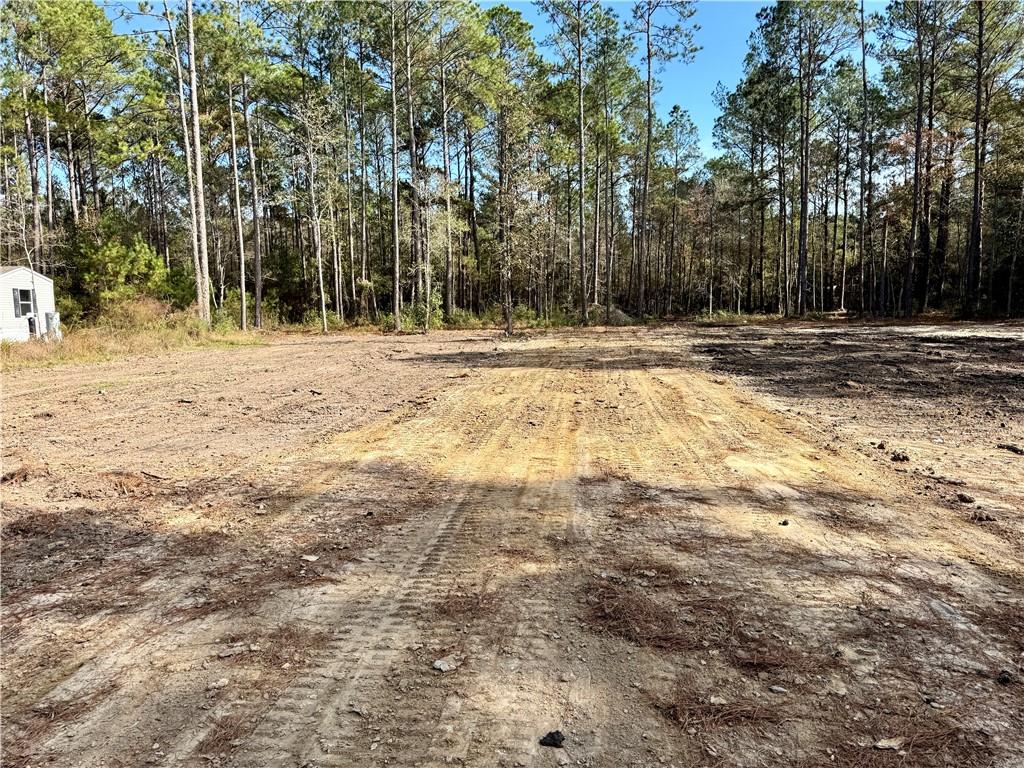 73220 HILLCREST Boulevard