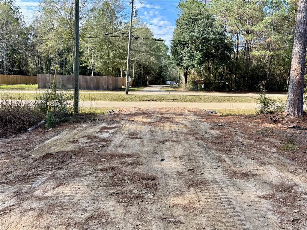 73220 HILLCREST Boulevard