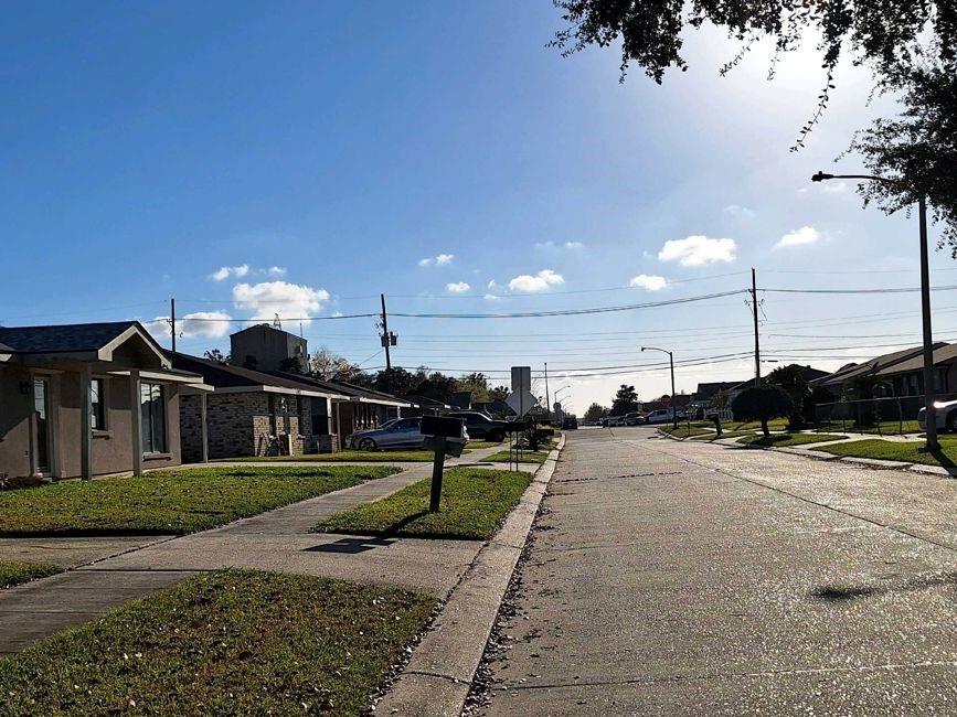 1262 LULING ESTATES Drive