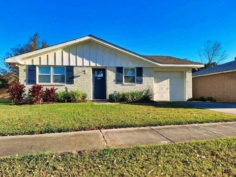 1262 LULING ESTATES Drive Luling LA 70070