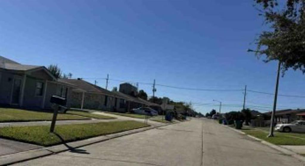 1262 LULING ESTATES Drive