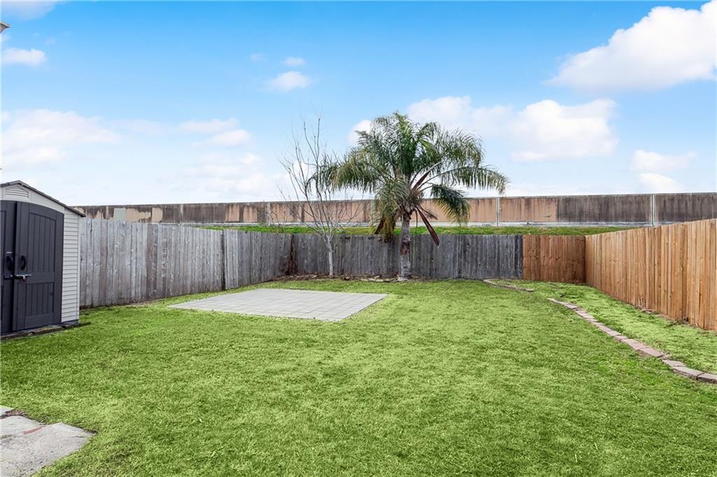 New Orleans, Louisiana 70124, United States, 2 Bedrooms Bedrooms, ,1 BathroomBathrooms,Residential,Pending,66308