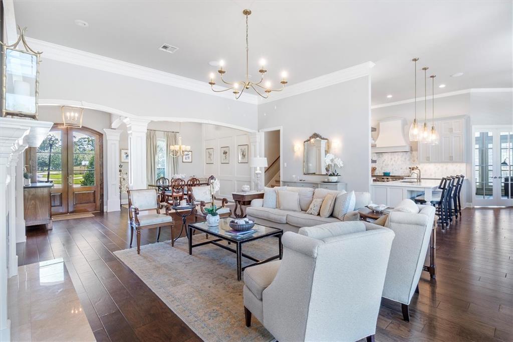 356 SANDALWOOD Drive