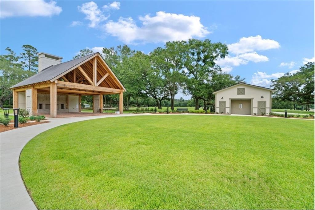 65 SILVERBERRY Drive