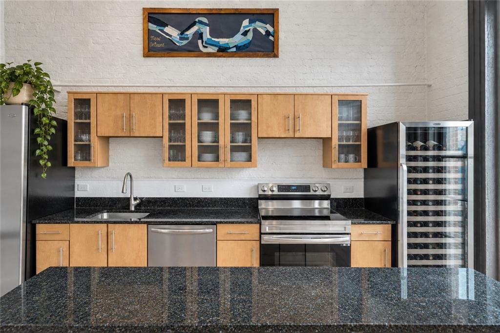 448 JULIA Street 304