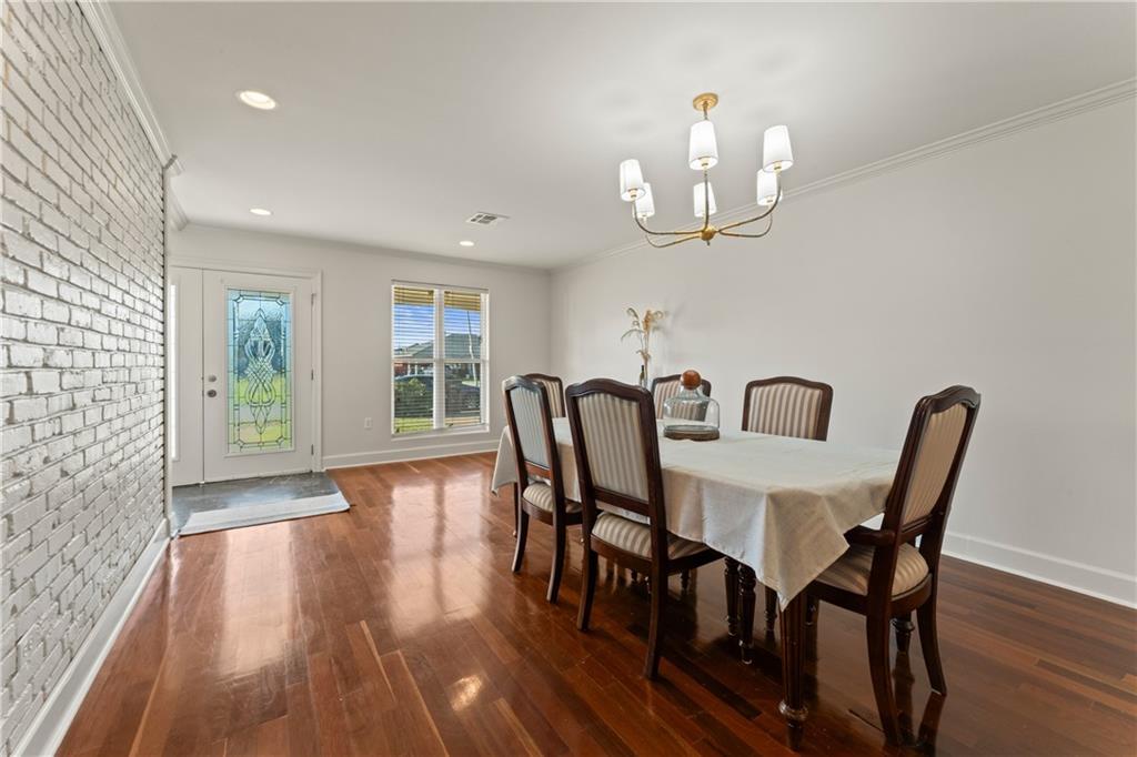 2213 JEAN LAFITTE Parkway