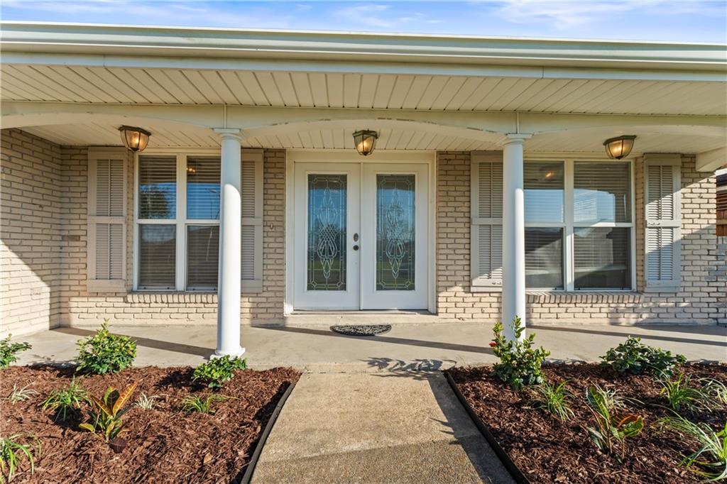 2213 JEAN LAFITTE Parkway