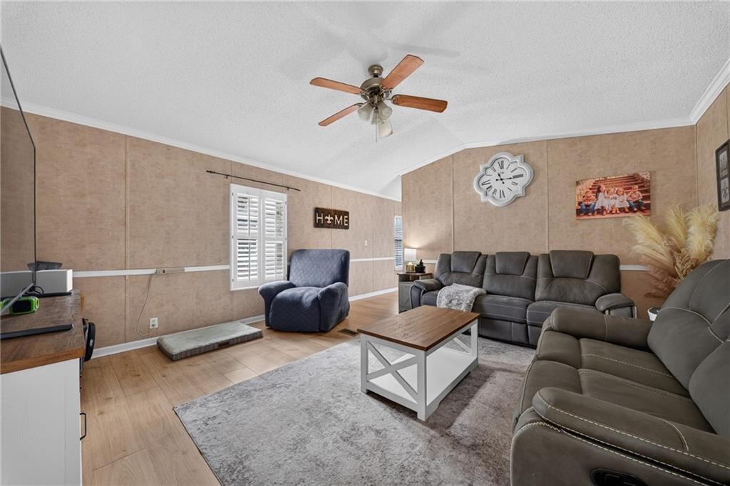 124 CEDAR Drive
