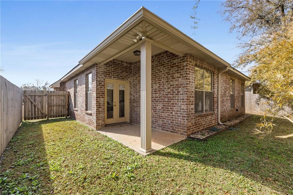 Hammond, Louisiana 70403, United States, 3 Bedrooms Bedrooms, ,2 BathroomsBathrooms,Residential,Pending,8404