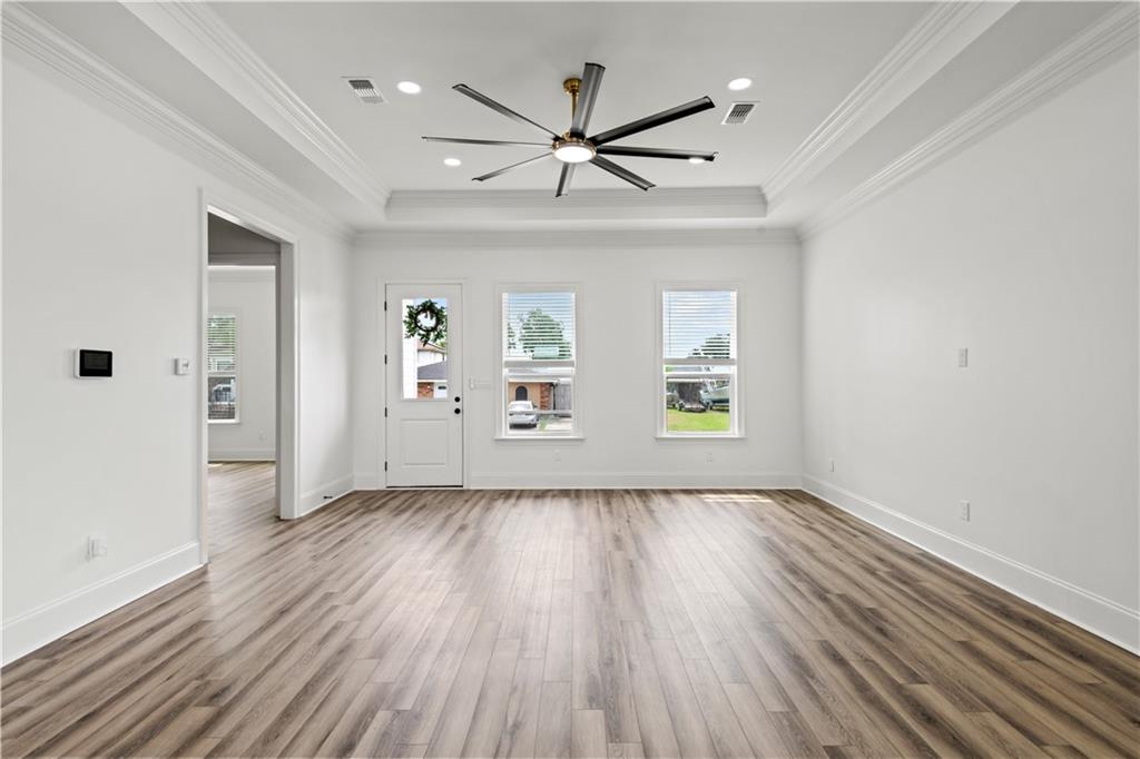 3312 DAUTERIVE Drive