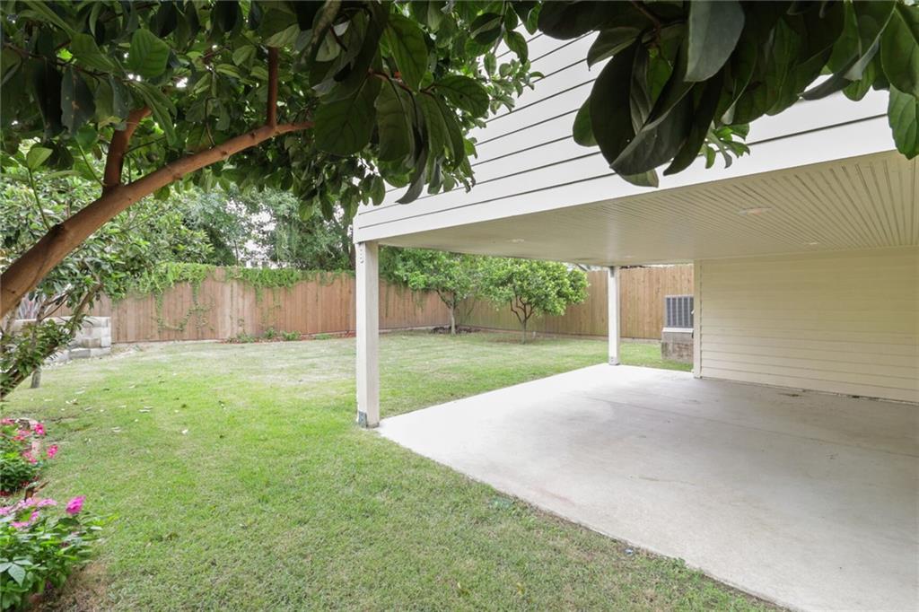 New Orleans, Louisiana 70115, United States, 4 Bedrooms Bedrooms, ,2 BathroomsBathrooms,Residential,Pending,69410