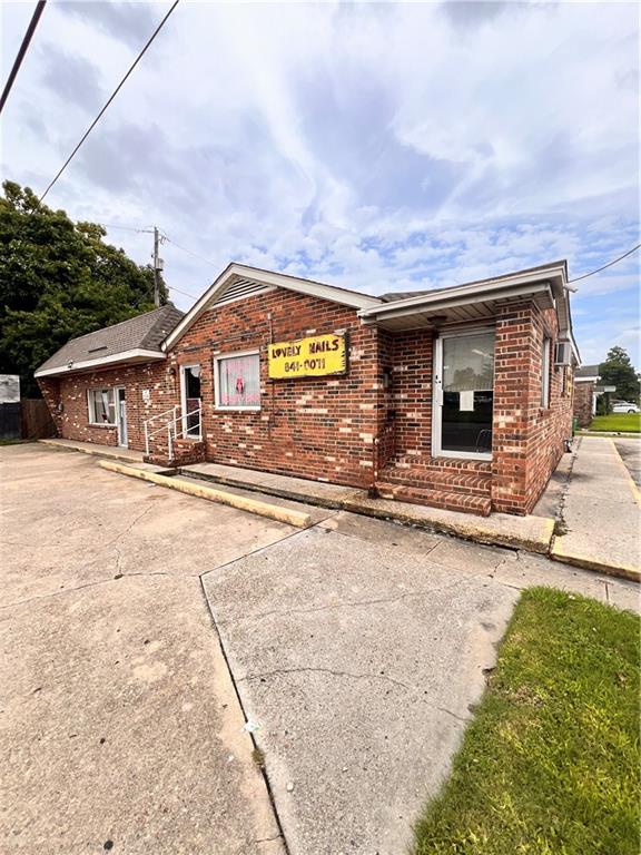 3003-3007 JEFFERSON HIGHWAY Highway