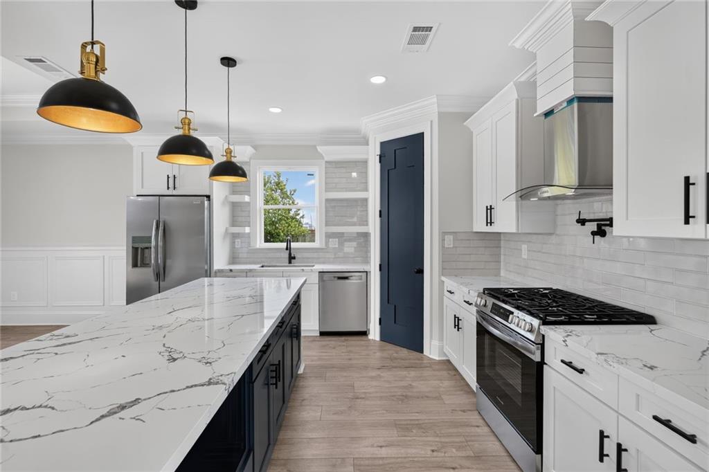 3713 VENTURA Park