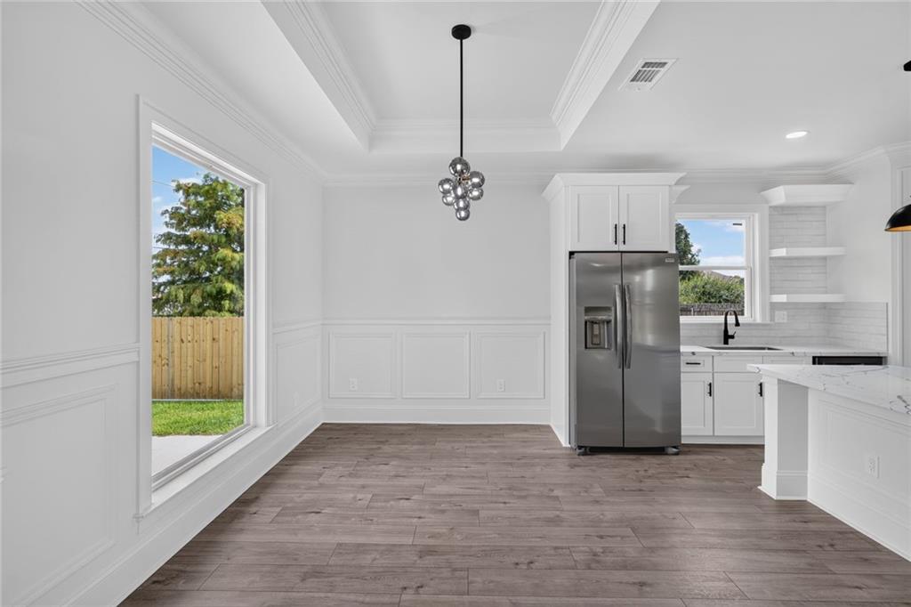 3713 VENTURA Park