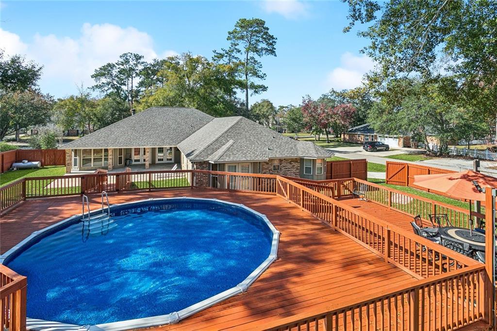 228 BLUE CRANE 1 Drive