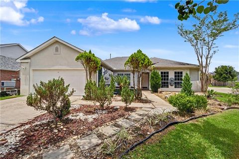 Photo of 1402 BELAIR Boulevard, Slidell, LA 70460 (MLS # 2561620)