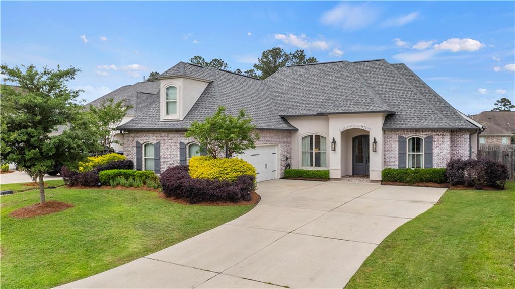 1104 CYPRESS CROSSING Drive