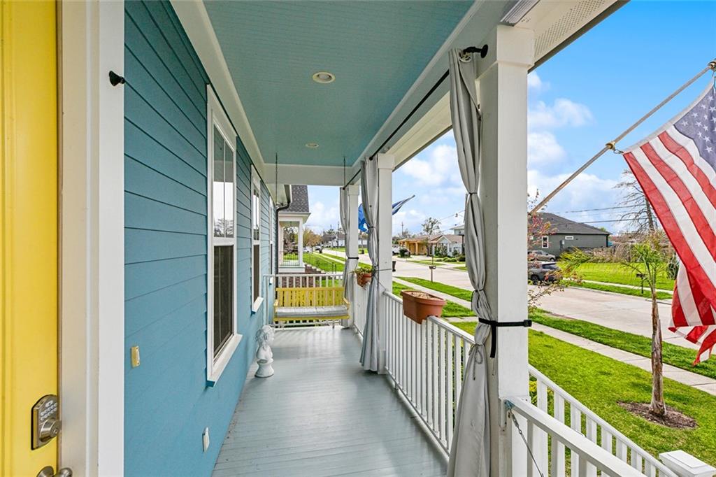 1819 ALEXANDER Avenue