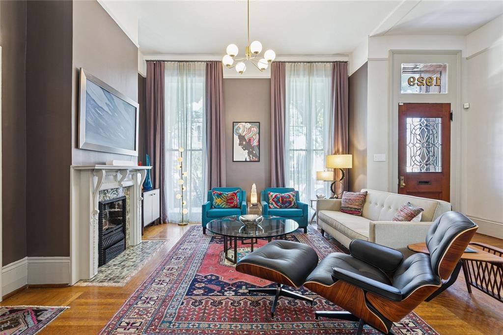 1929 GENERAL PERSHING Street