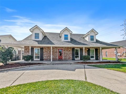 3404 LAKE LYNN Drive Gretna LA 70056